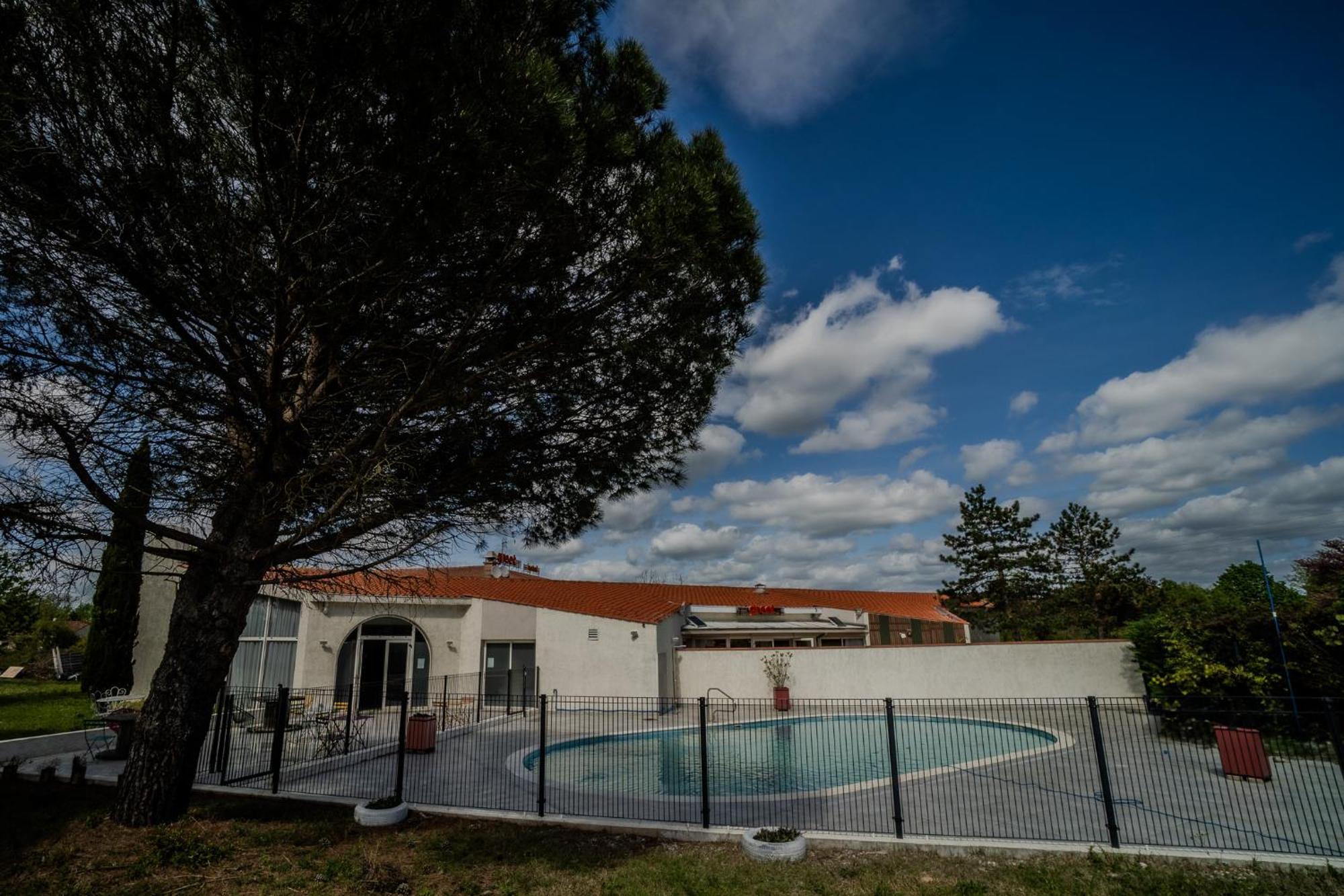 Greet Hotel Castres Saix Saix  Luaran gambar